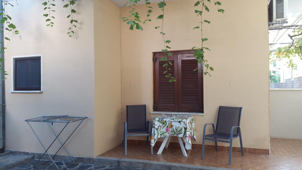 Stelios Rooms Palaiochora Ngoại thất bức ảnh