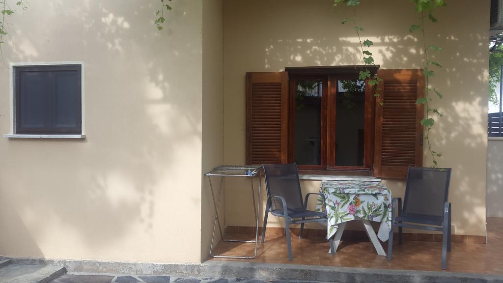 Stelios Rooms Palaiochora Ngoại thất bức ảnh
