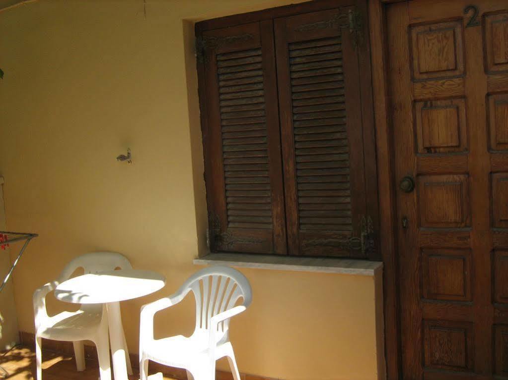 Stelios Rooms Palaiochora Ngoại thất bức ảnh